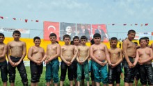 Antalyanın Kırkpınarı`nda güreş heyecanı başladı.