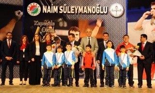 Kepezli çocuklar Naim Süleymanoğlu’nu andı
