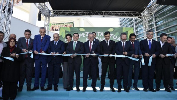 Türkiye’nin yeşile duyarlı kitap fuarı açıldı 