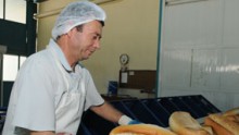 Kepez Ekmek hem kaliteli üretiyor hem de yardım ediyor