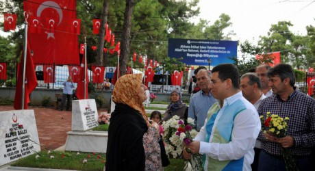 Arefe gününde halkın içinde