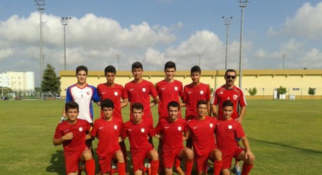 Kepezspor U-17 takımı doludizgin