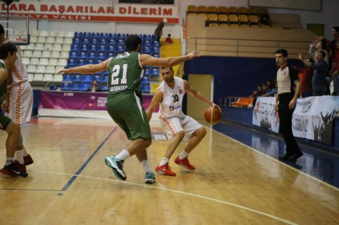 Kepez’in devleri Mersin’i evinde yendi