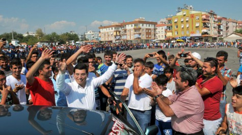 Tütüncü’den gençleri sevindirecek çalışma