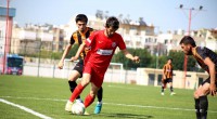 Kepez Belediyespor Finike Belediyespor’u 3-1 mağlup etti