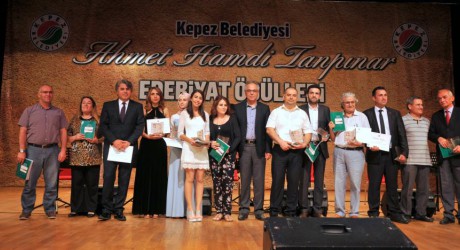 Kepez şairleri ödüllendiriyor