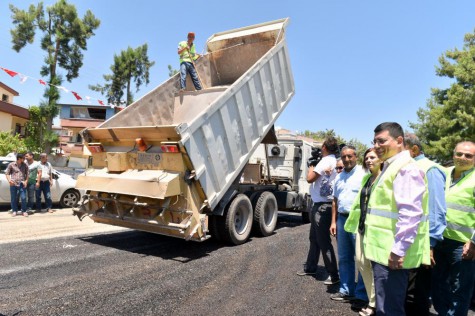 Ayanoğlu’na çift şeritli cadde.