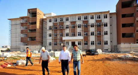 Tütüncü Fen Lisesi inşaatını gezdi