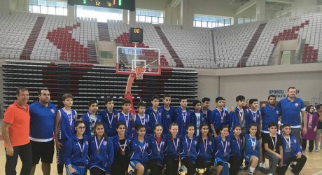 Kepezli U14 basketçilerinden çifte kupa