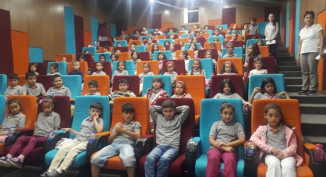 Kepez’den çocuklara ücretsiz sinema