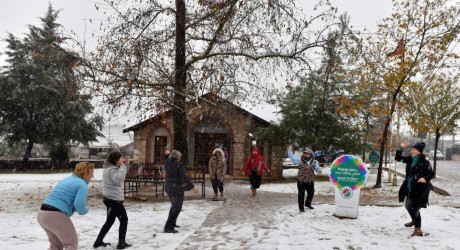 Antalyalı kar sevincini Kepez’de yaşadı