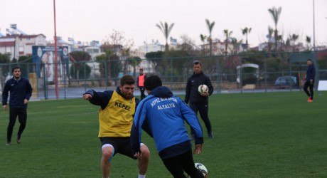 Kepez Belediyespor zirve yarışında kayıp istemiyor