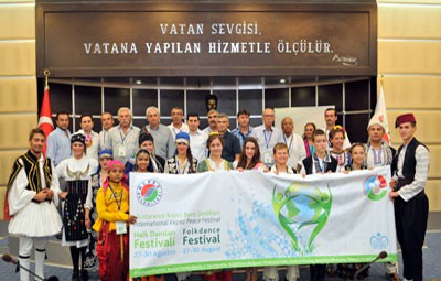 Kepezden Antalyaya barış festivali
