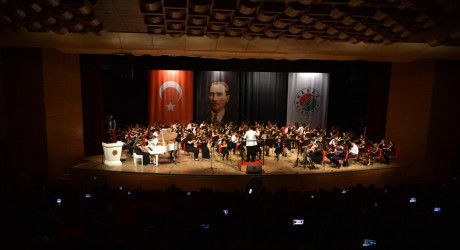 Kepezli çocuklardan 19 Mayıs konseri