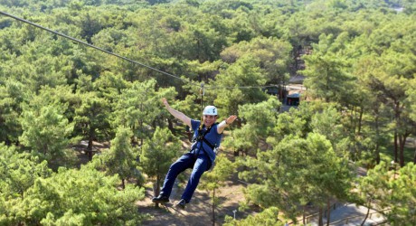 Park Orman’da zıpline heyecanı