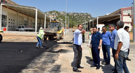 Kepez’den sanayiye 7 milyonluk yol yatırımı