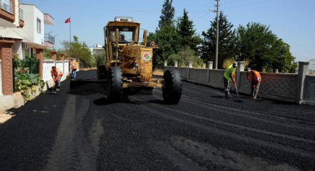 Kepez’de 3 mahalleye yeni asfalt