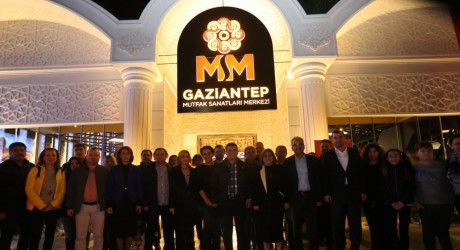 Kepez’in hizmet semineri Gaziantep’te yapıldı