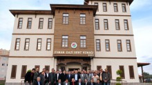 Antalyanın belediyecilik tarihinde bir ilk