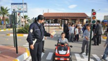 Kepez Belediyesi öğrencilere trafik bilinci aşılıyor