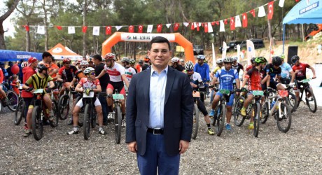 ​Kepez’de pedallar yarıştı