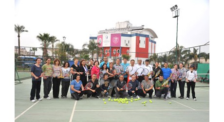 Kepezde Yetişkinler Tenis Kursu devam ediyor