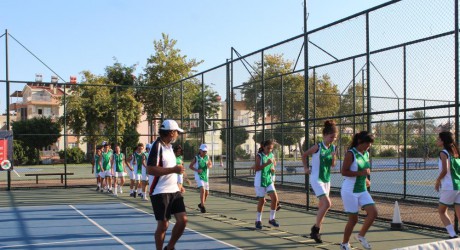 Kepez’den ücretsiz tenis eğitimleri