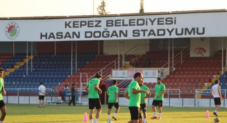 Kepez Belediyespor, Serik\'i yendi
