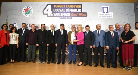 Turgut Cansever uluslararası oluyor