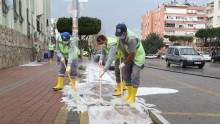 Kepez’in sokaklarında koronavirüs temizliği