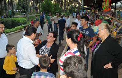 Tütüncü bayramda da halkıyla iç  içe