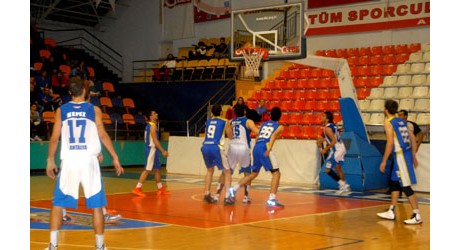 Kepez basketbolda şahlandı