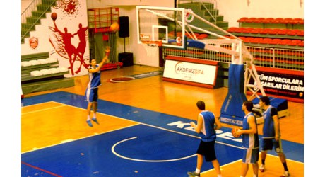 Kepez Basketbolda galibiyet serisini bozmadı