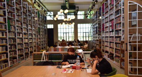 Antalya’nın en zengin kütüphanesi 64 bin 656 kişi ağırladı
