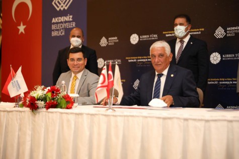 Kıbrıs belediyeleri ile “işbirliği-kardeşlik protokolü” imzalandı