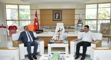 Eski Bakan Eroğlu’ndan Başkan Tütüncü’ye ziyaret