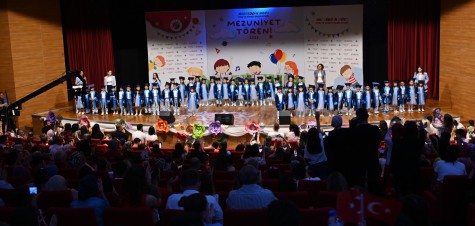 Kepez’in Nasreddin Hoca Kreşlerinde mezuniyet sevinci