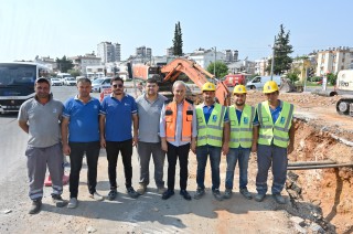 Kepez, Büyükşehir ile yağmur suyu sorununu çözüyor