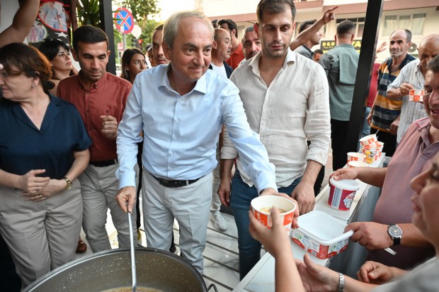 Aşureler CHP’den, ikram Başkan Kocagöz’den