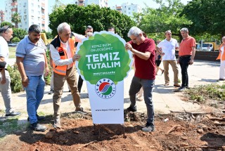 Kepez’den yeşil alanlara duyarlılık tabelası