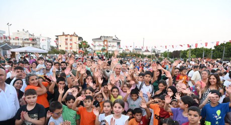 Kepez’de parklar şenleniyor, çocuklar eğleniyor