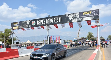 Kepez’de Oto Drag yarışları nefesleri kesti