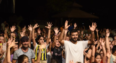 Göksu da parklar şenlendi, çocuklar eğlendi