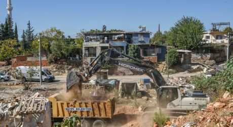 Kepez’de çarpık kentleşme tarih oluyor