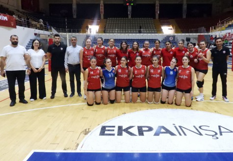 Kepez’in file sultanları evinde galip