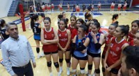 Kepez’in file sultanları evinde galip