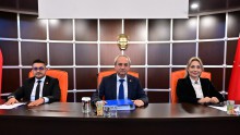 Kocagöz yılın son meclisini müjdeyle kapattı