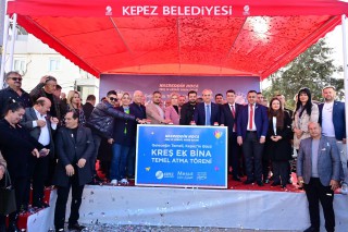 Kepez’den çalışan annelere kreş desteği