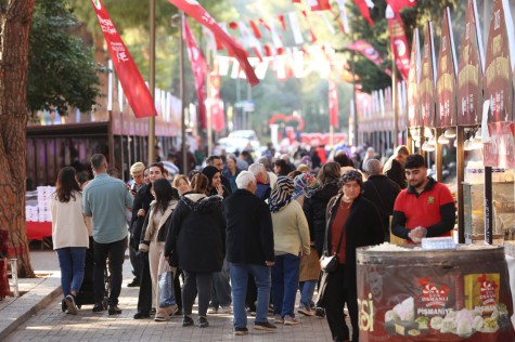 Kepez’in Yılbaşı Festivali başladı