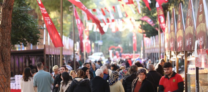 Kepez’in Yılbaşı Festivali başladı